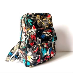 VERA BRADLEY Small graffiti multi backpack EUC